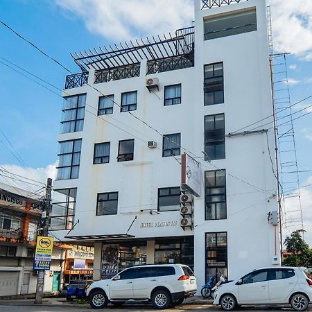 Reddoorz Plus @ Hotel Platinum Occidental Mindoro San Jose  Exterior foto