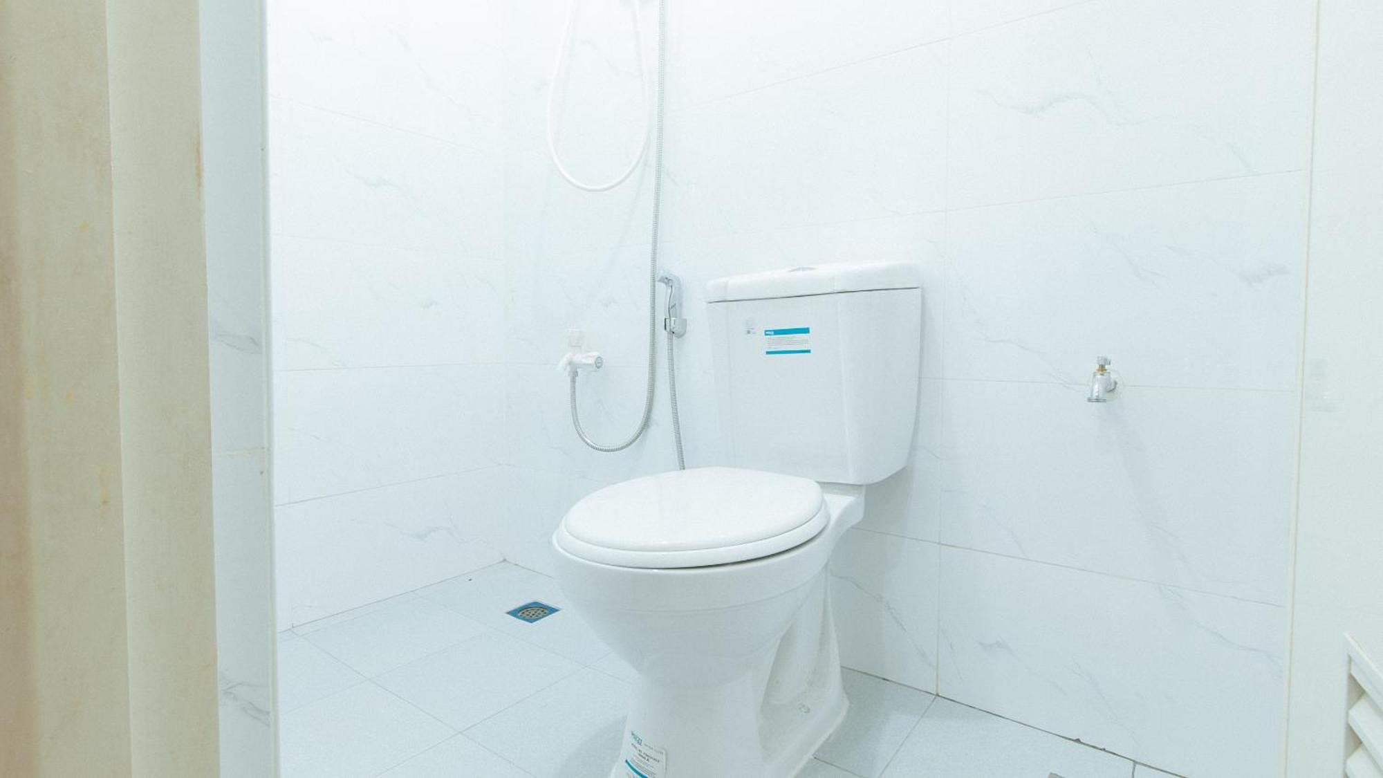 Reddoorz Plus @ Hotel Platinum Occidental Mindoro San Jose  Exterior foto
